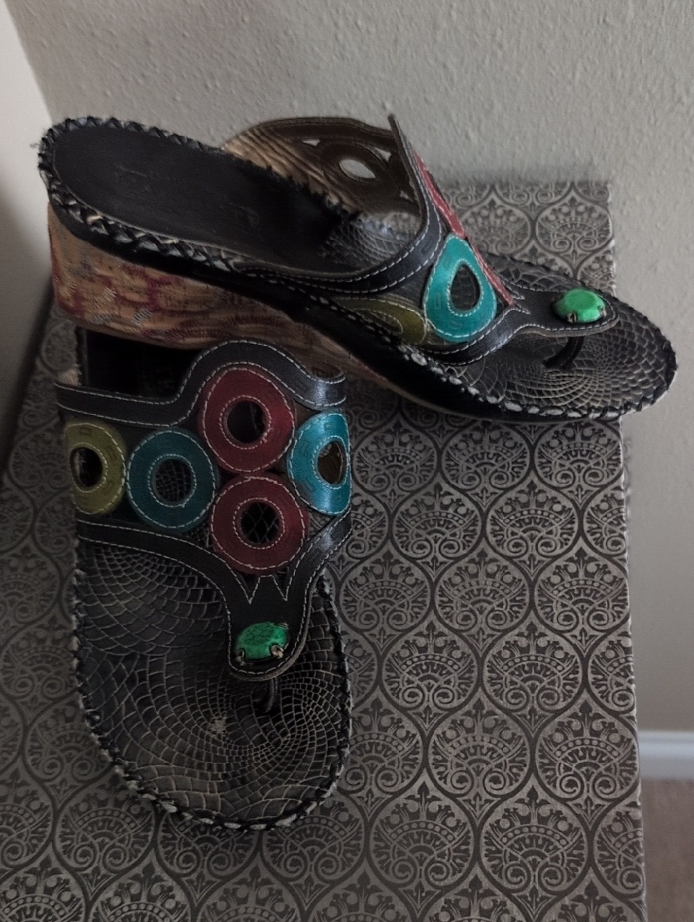 L'ATISTE Spring Step Dark Brown Leather Multicolor Circle Detail Slide Wedges